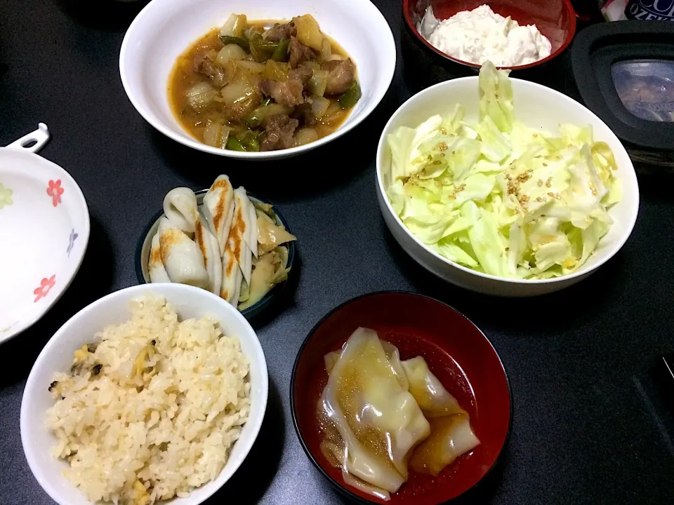 Snapdishの料理写真:アサリの炊き込みご飯&ワンタンスープ&肉野菜炒め|Shintarou  Nishimuraさん