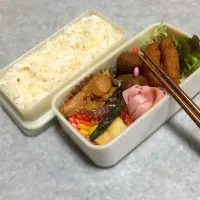 お弁当
 #お弁当  #お弁当記録  #お弁当修業中  #コロッケ  #肉団子  #ウインナー  #たまねぎ  #カレーマヨ  #ハム|まみさん