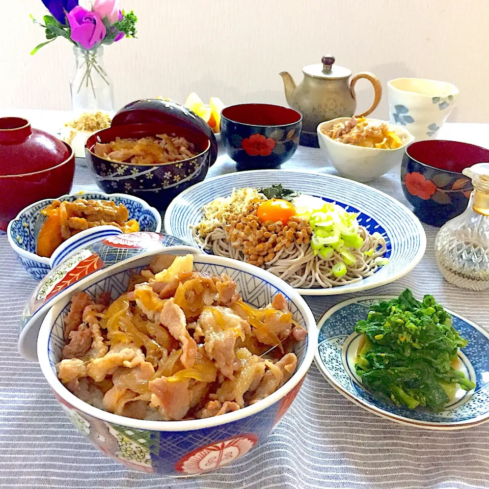 豚丼、納豆とろろそば、かぼちゃのそぼろ煮、菜の花からしあえ|ゆかりさん