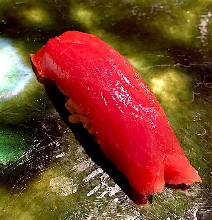 本題のお寿司🍣 赤身から食べます。|zeroweb_bossさん