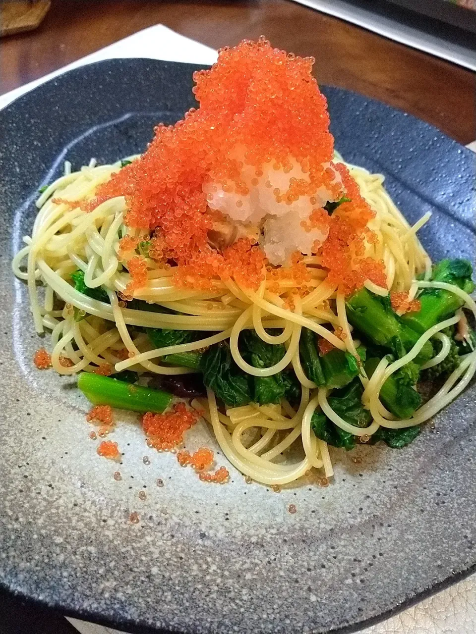 とびこと菜の花のパスタ|しんぎーさん