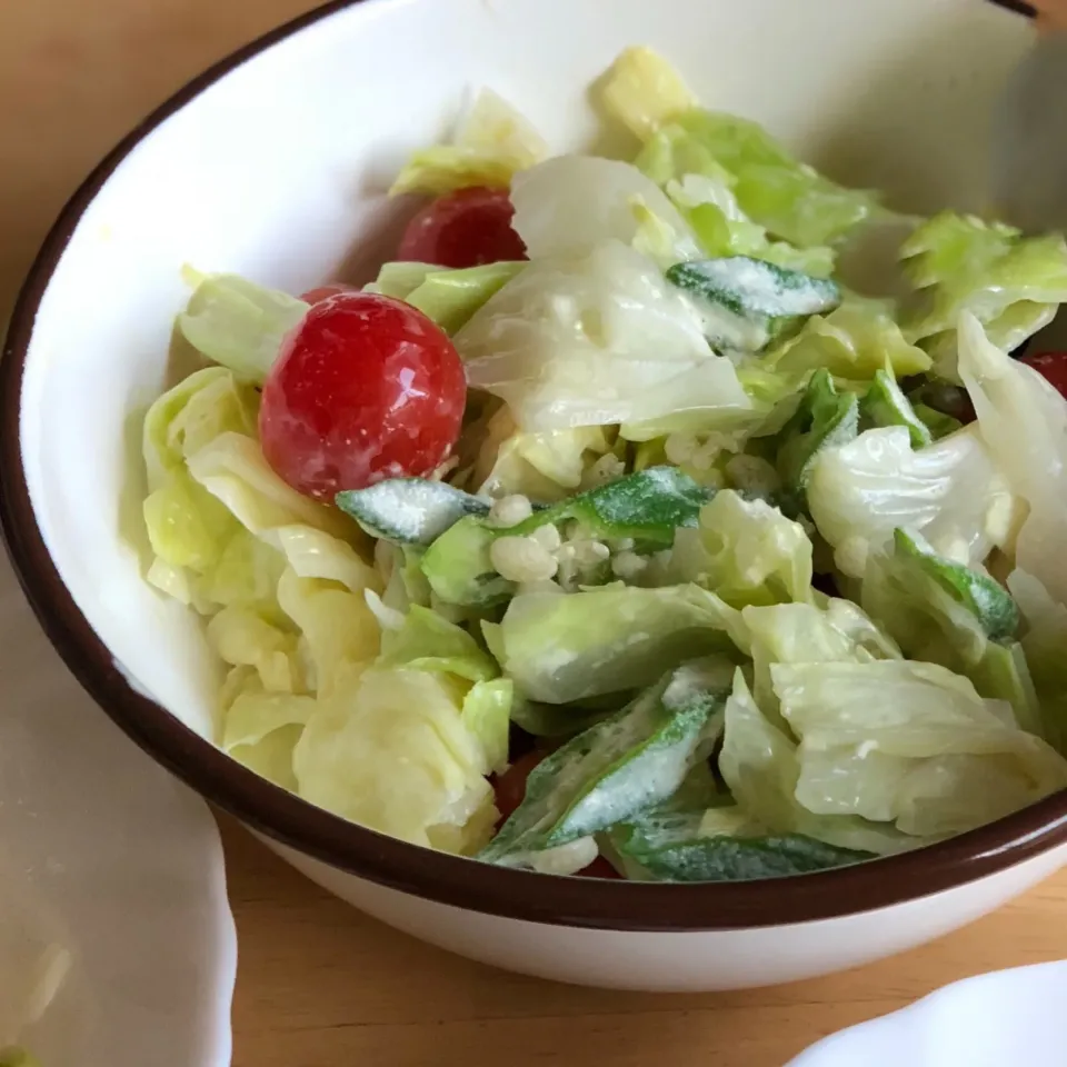 温キャベツサラダ。 #料理おやじ見習い  #料理男子|けんたろうさん