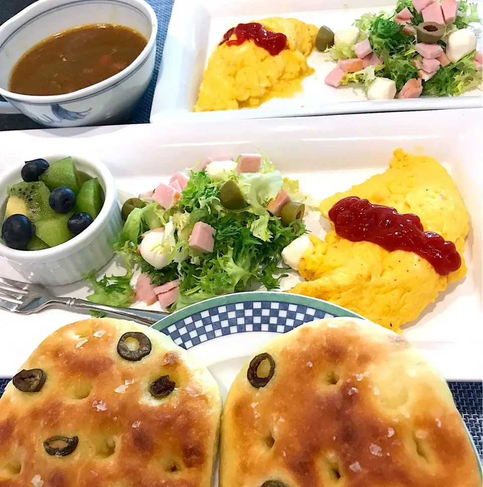 Snapdishの料理写真:フォカッチャ ブランチ|シュトママさん