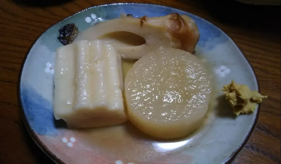 お晩でございます🌃🍶　週末土曜日　今宵の男の手料理晩酌タイム　　おでん🍢|小田桐昭一郎さん