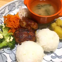 ハンバーグワンプート🥘|Mineko Naritaさん