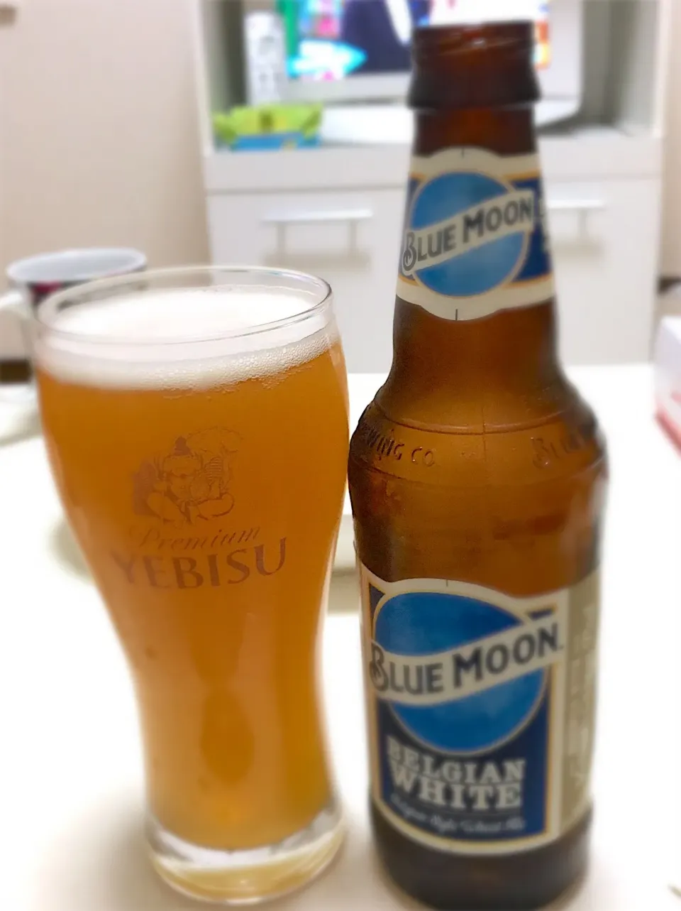 Blue Moon Belgian White|モニカとマッシャドさん