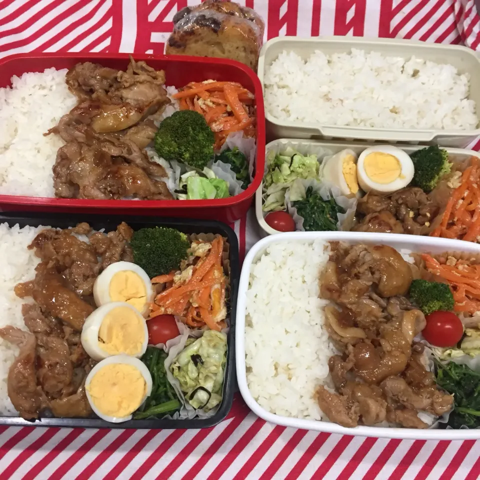 Snapdishの料理写真:男子高校生弁当No.510・家族弁当
・
豚丼 @cafe_mako 
人参しりしりー
ブロッコリーの森
ほうれん草胡麻おかか和え
キャベツ塩昆布中華和え
味玉(主人・三男)
ミニトマト(長男以外)
パウンドケーキ @otonohamirei2 ・
・
ほうれん草は、茹でて絞って、万能つゆ、ゆずポン酢、すりごまとおかか|mickyさん