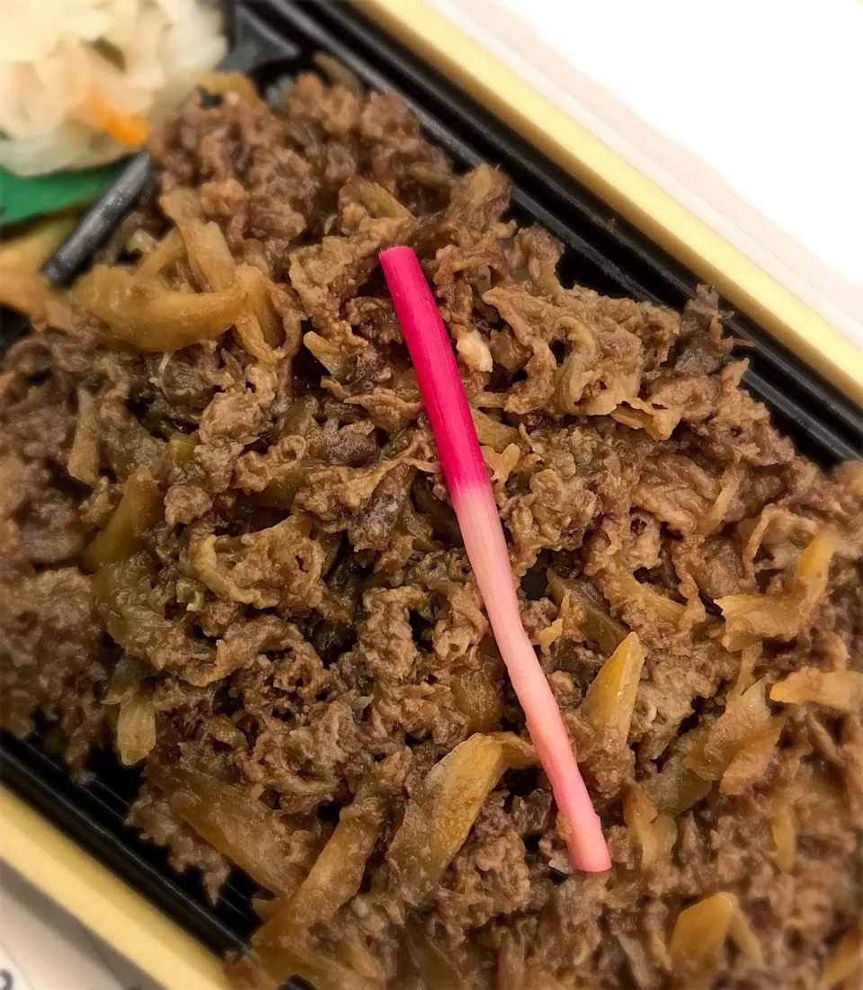 Snapdishの料理写真:佐賀牛すき焼き弁当🍱|Yoshiko Iさん