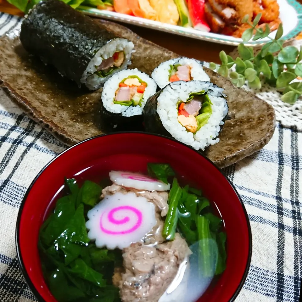 とまと🍅さんの料理 カルフォルニアロール風の自分弁当～🍱|とまと🍅さん