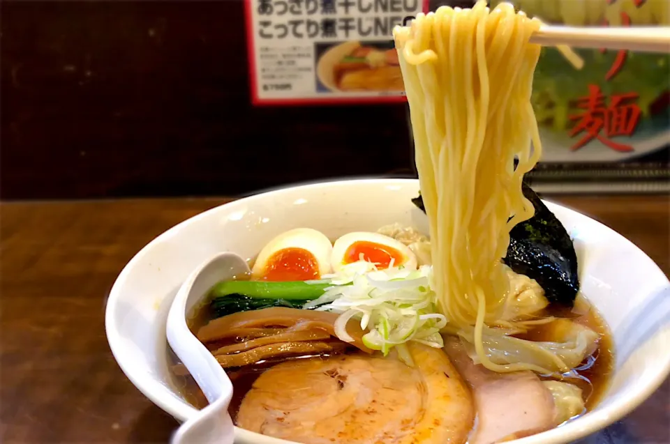 Snapdishの料理写真:あっさり煮干し、ワンタン、味玉

#ラーメン #ramen #外食 #外メシ #昼食 #昼飯 #ランチ #lunch #市川 #市川真間|Shiny1022さん