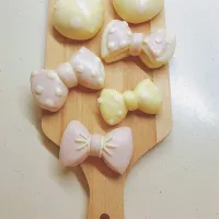 Snapdishの料理写真:蝴蝶結饅頭 中華まん|Patriciaさん