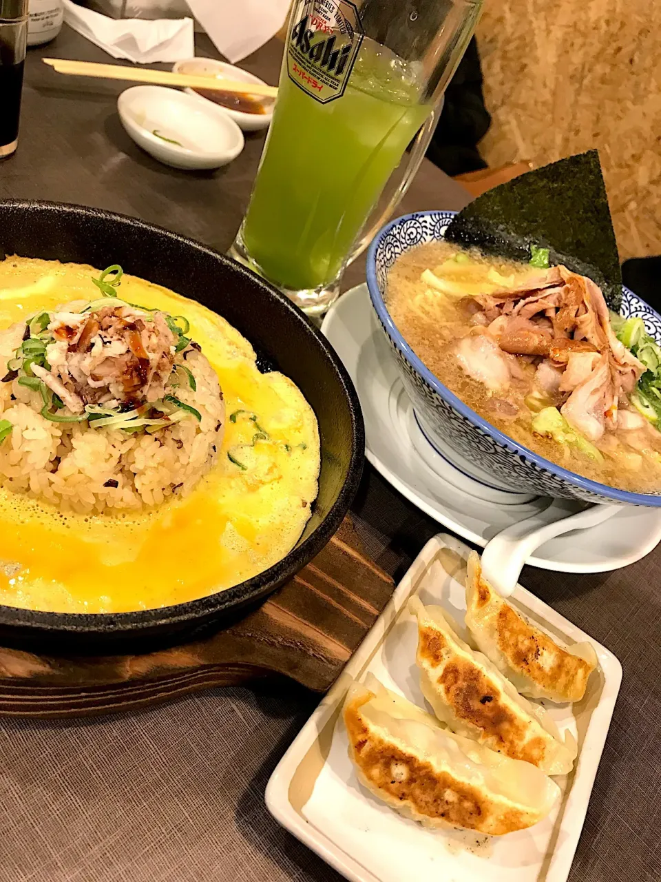 Snapdishの料理写真:きゃべとんランチ🍜🥟🍳🍻|ナムナムさん