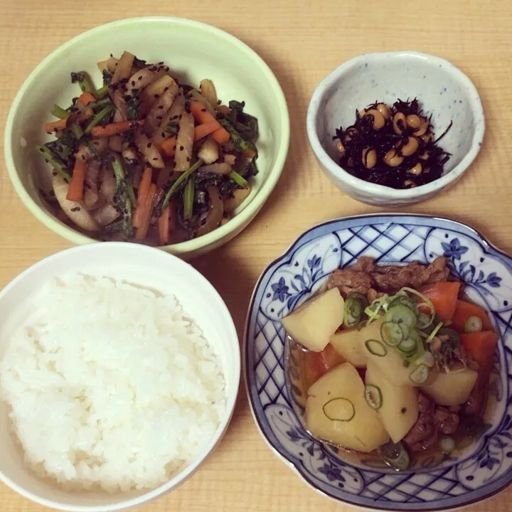 肉じゃがと大根炒めとひじきと大豆煮|まちゃさん
