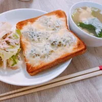 Snapdishの料理写真:しらすトースト|なつきさん