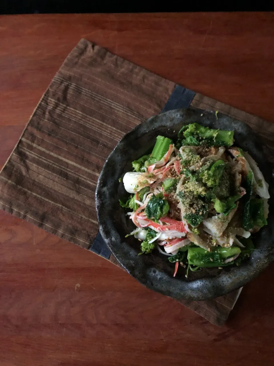 婆👵の小松菜のピリ辛みどりサラダ🥗✨を菜の花🌼で😋✨|ボンバーさん