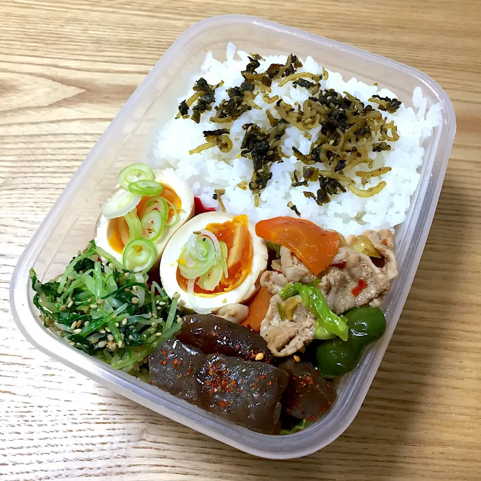 Snapdishの料理写真:水曜日の旦那さんのお弁当☺︎ #お弁当記録  #煮卵  #ピリ辛こんにゃく  #水菜の胡麻和え  #回鍋肉|むさけんさん