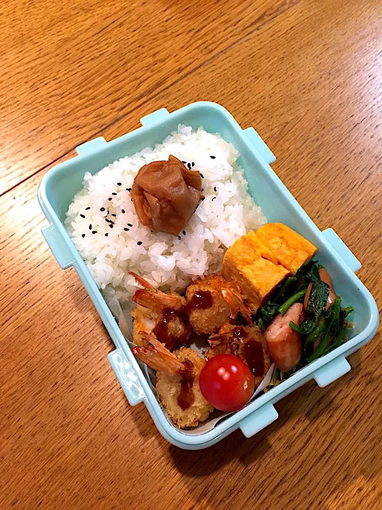 高校生息子の弁当  コロコロ海老フライ🍤|まつださんさん