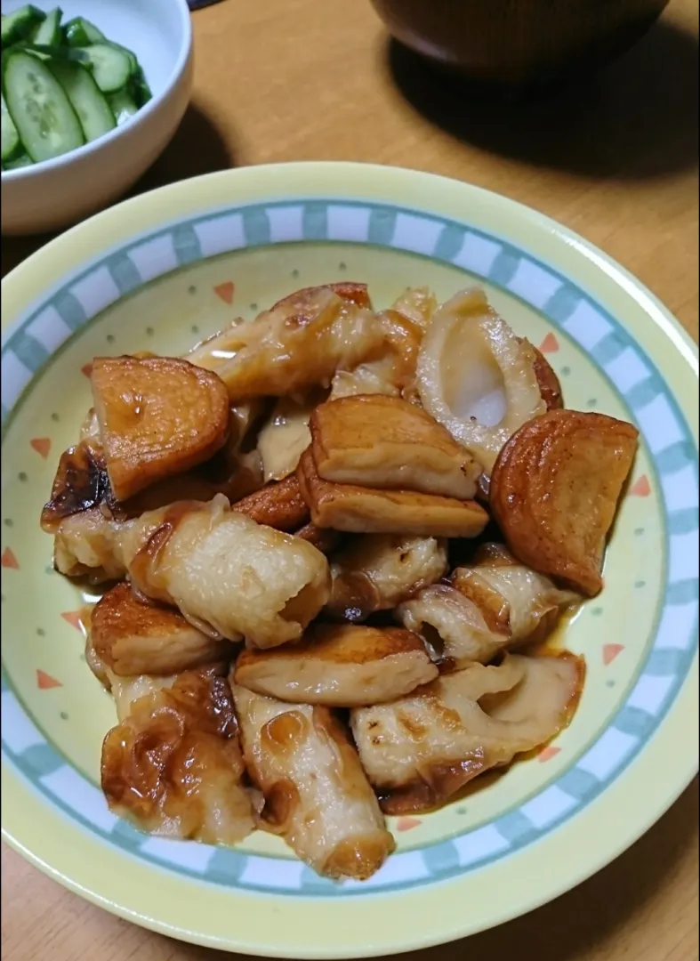 ちくわとさつま揚げの甘辛煮🤗|しまだ ちえこさん