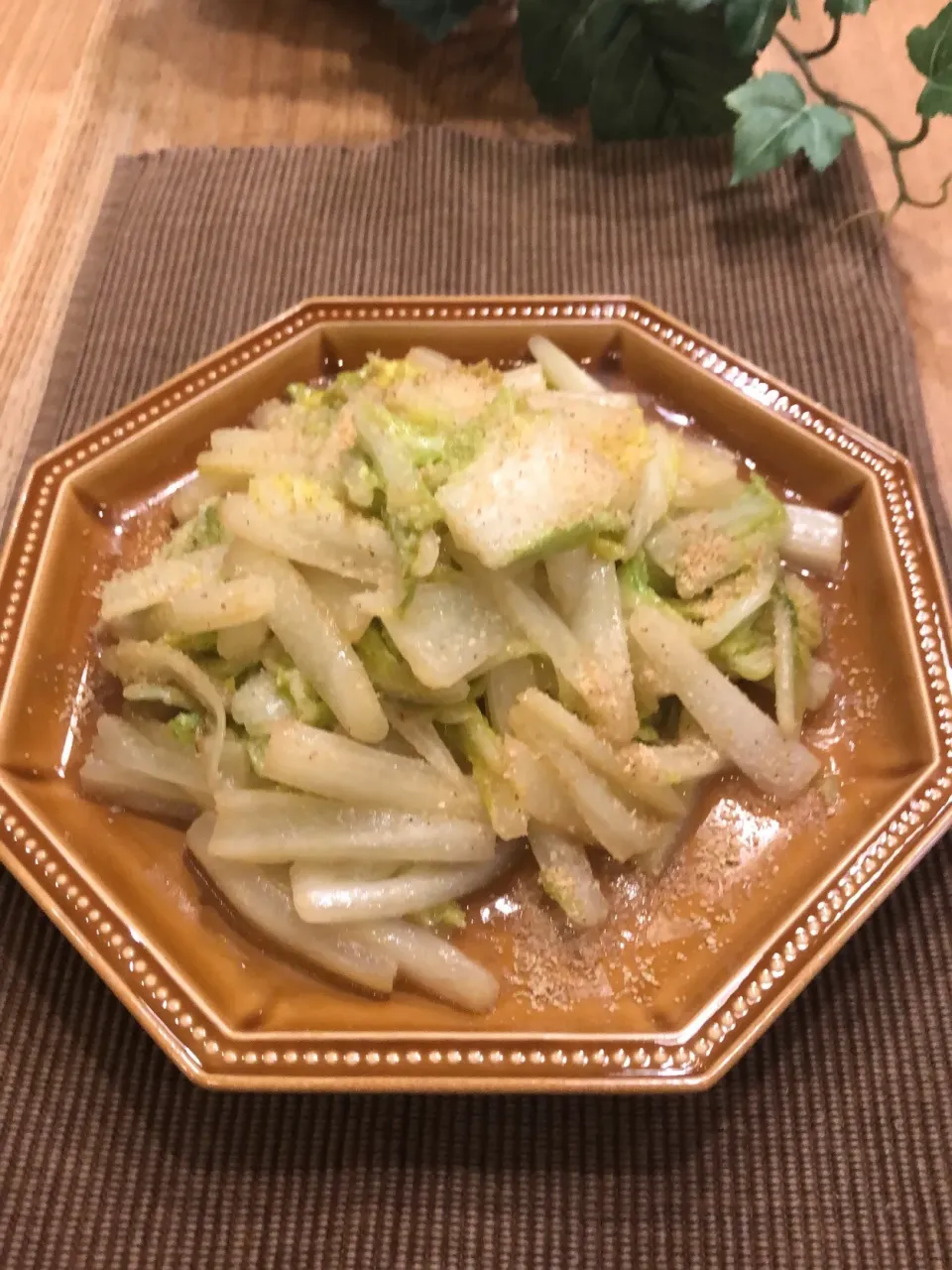 あんみっちゃんさんの料理 ホッとするおかず♬白菜の旨塩炒め煮|みかんさん