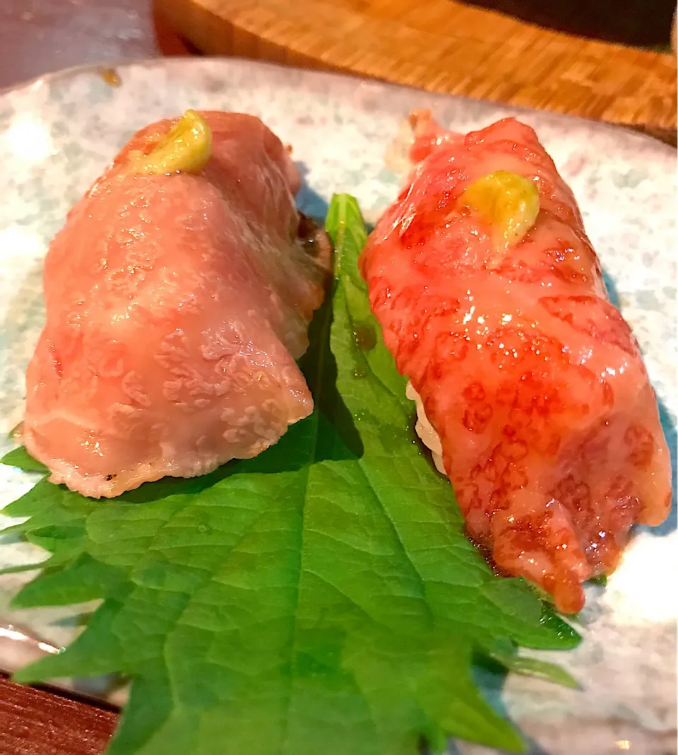 Snapdishの料理写真:肉寿司🥩|Toru Satoさん