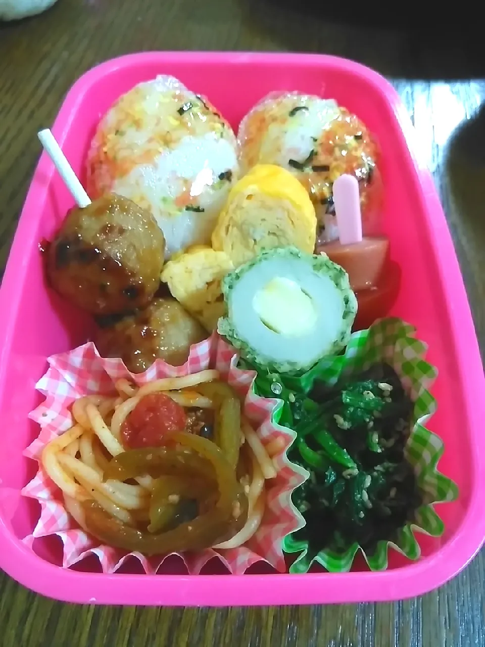 娘のお弁当♥
今日もがんばってね〜♪|すず(*^^*)さん