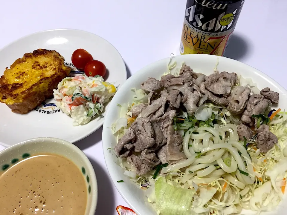 今宵は、肉サラダうどんとか🤣
#肉サラダうどん
#ポテサラ
#フレンチフランス|Kojiさん