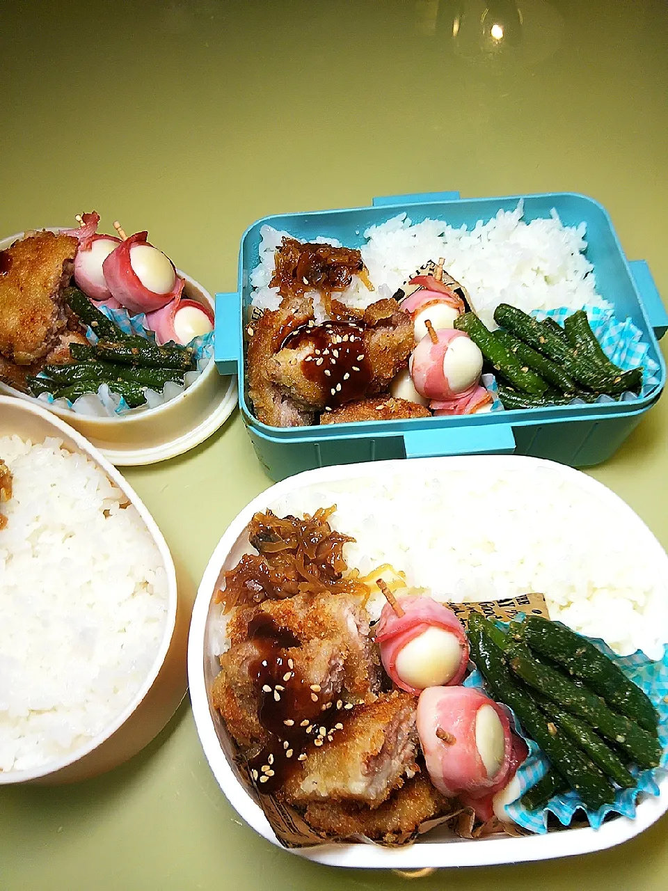 Snapdishの料理写真:2/8 家族弁当|けろよんさん