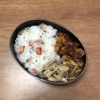 Snapdishの料理写真:からあげ弁当
#ベーコンと枝豆ごはん
#からあげ
#キノコのバター煮|Setsuさん