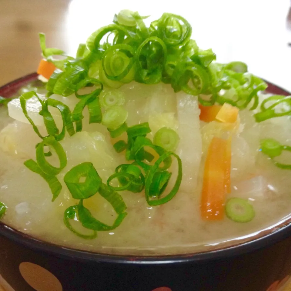 具沢山味噌汁🍀いつものてんこ盛りでね〜🤗💕 #野菜たっぷり #ヘルシー|まいりさん