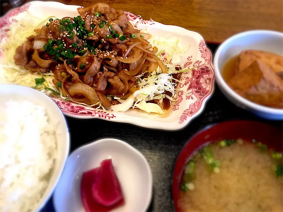 Snapdishの料理写真:焼肉定食  at  栄蔵|natsu.さん