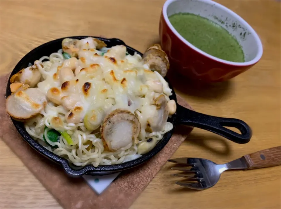 焼き塩ラーメン♪チーズをとろりとかけて☆|あやさん