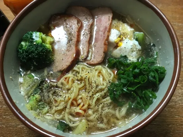 Snapdishの料理写真:#マルちゃん正麺 🍜、醤油味❗️ ｡( ´͈ ᗨ `͈ )◞✨|サソリさん