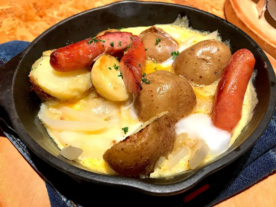 Okinawa pork sausage and German potatoes|Sky Blueさん