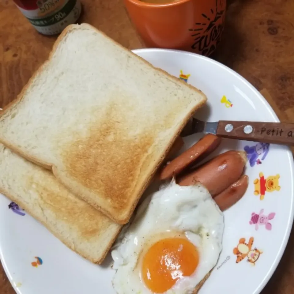 Snapdishの料理写真:100円morning|ジロー7さん