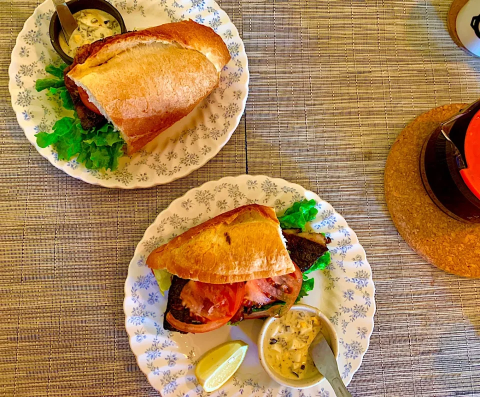 気分はトルコ🇹🇷サクサクサバサンド🐟🥪|丹野カリナさん