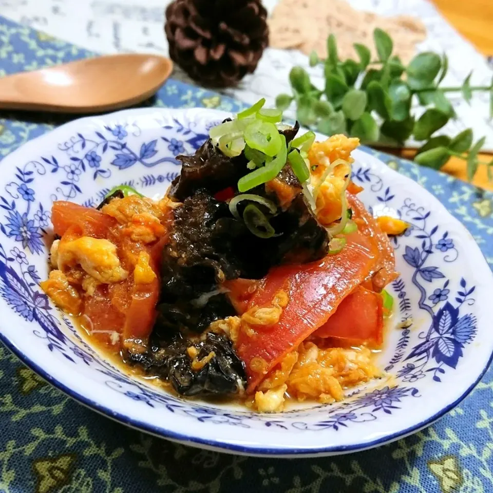 キクラゲとトマトの中華炒め|とまと🍅さん