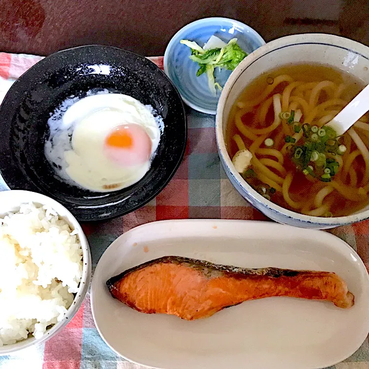 Snapdishの料理写真:焼鮭うどん定食|純さん