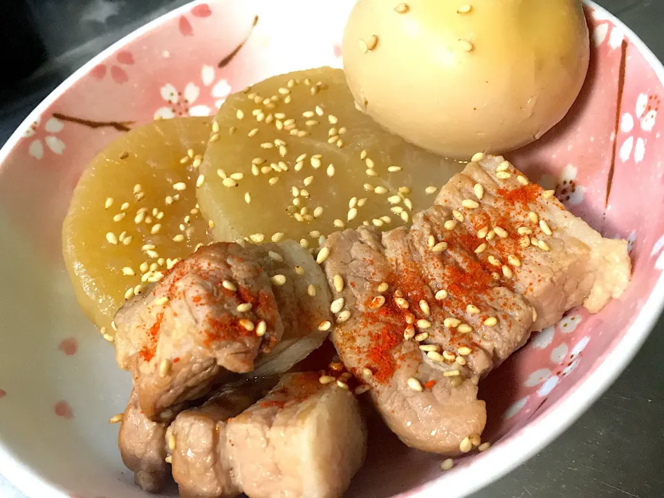 Snapdishの料理写真:豚の角煮|せつこさん