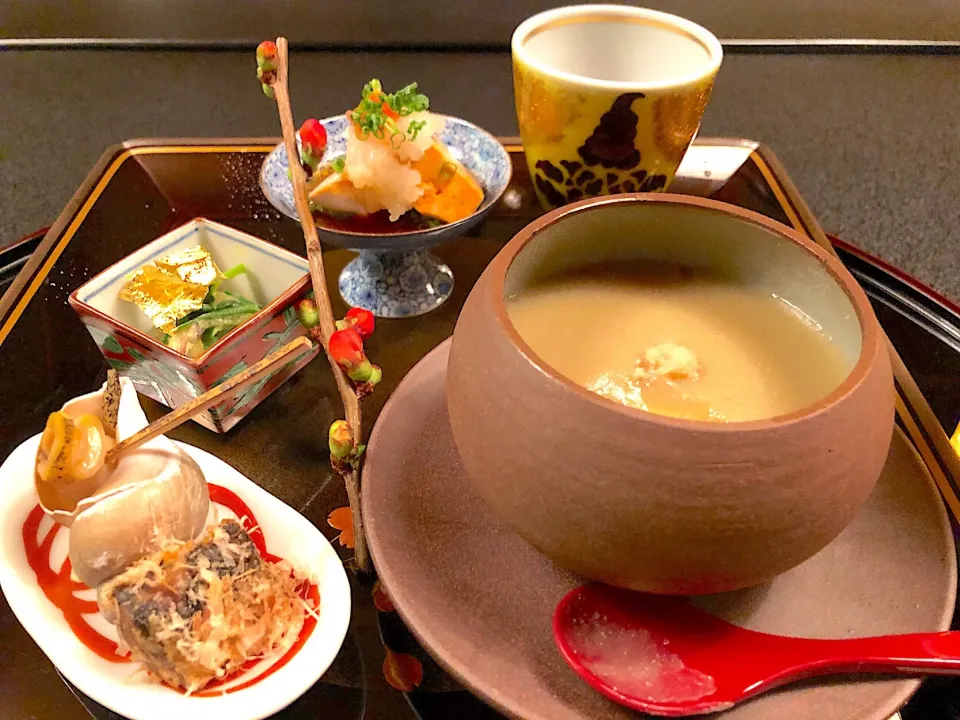 Snapdishの料理写真:先付  ずわい蟹茶碗蒸し蟹みそ餡掛け  
          なまこ共和え
          さよりぬた和え
          鮟鱇の肝
          鰯香梅煮
          小梅貝時雨煮|流線形さん