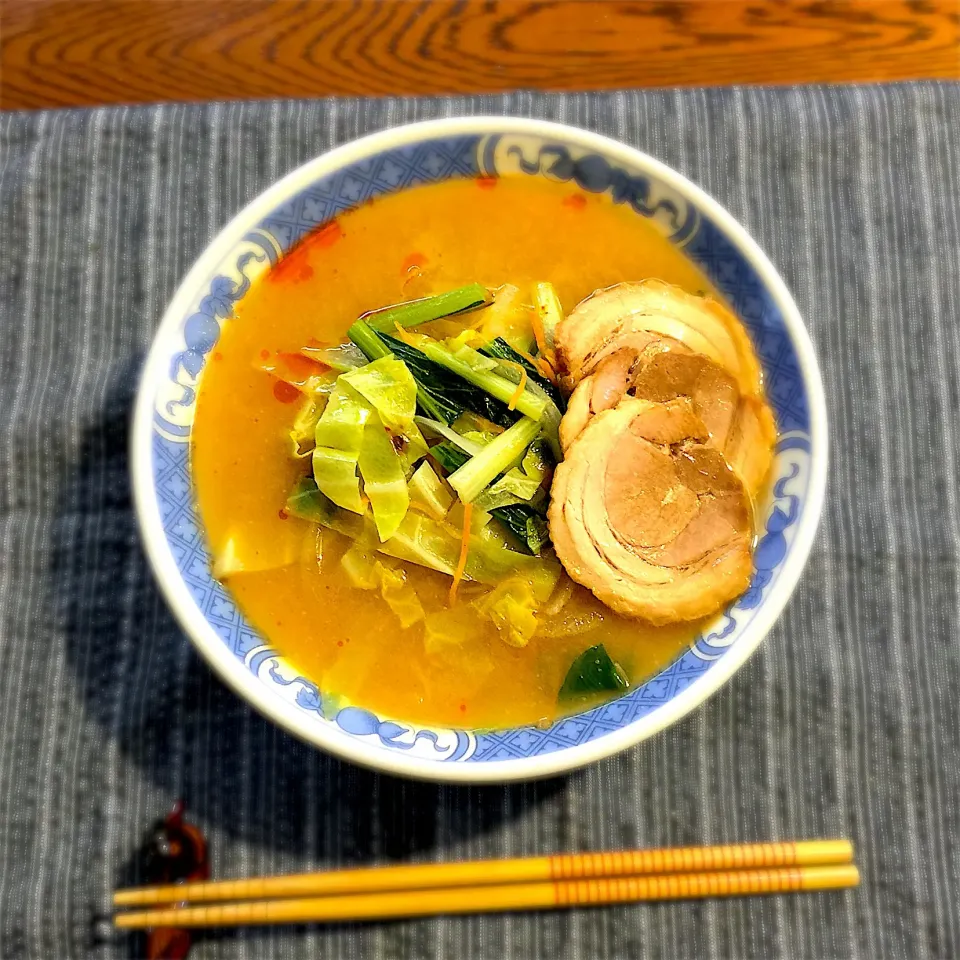 Snapdishの料理写真:味噌ラーメン|yakinasuさん