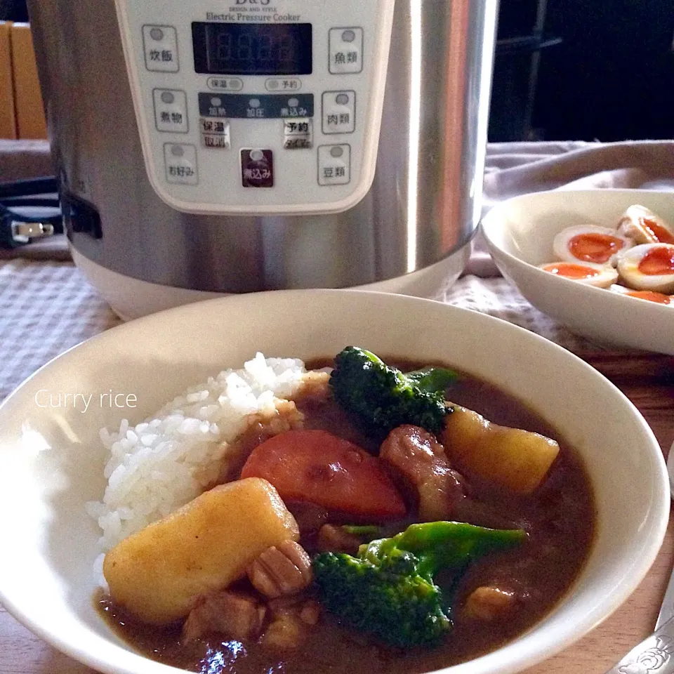 電気圧力鍋でカレーライス🍛✨|なだちいさん