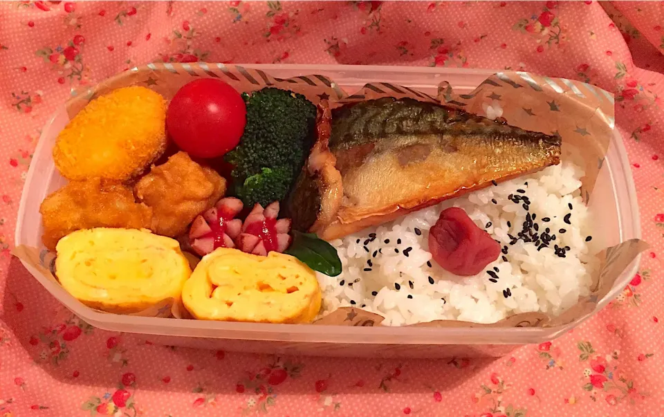 2019年2月10日旦那さんのお弁当🍱👨‍✈️👨‍🔧💪🏼❤️🤟😘💋💗|Kodomo Cookingさん