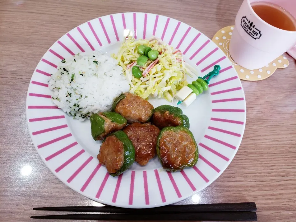 ピーマンの肉詰めでランチ(^-^)/♥️|kayoko.wさん