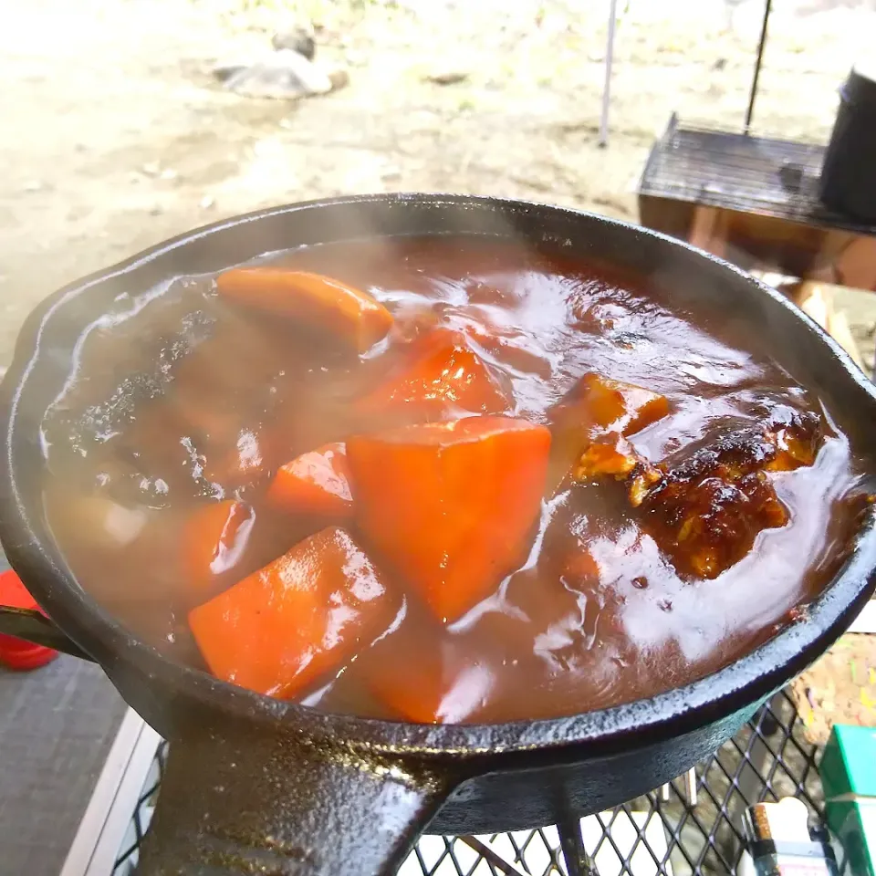 煮込みハンバーグ|いかぴさん