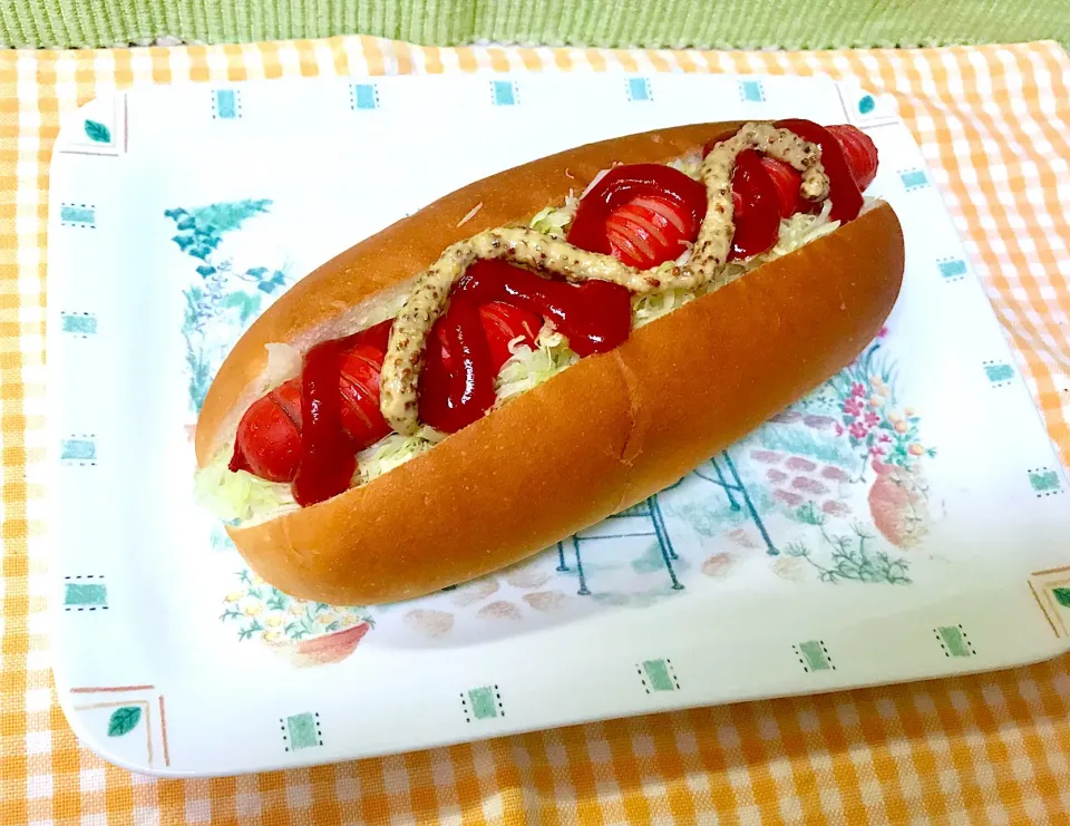 Snapdishの料理写真:ホットドッグ🌭|okinkinさん