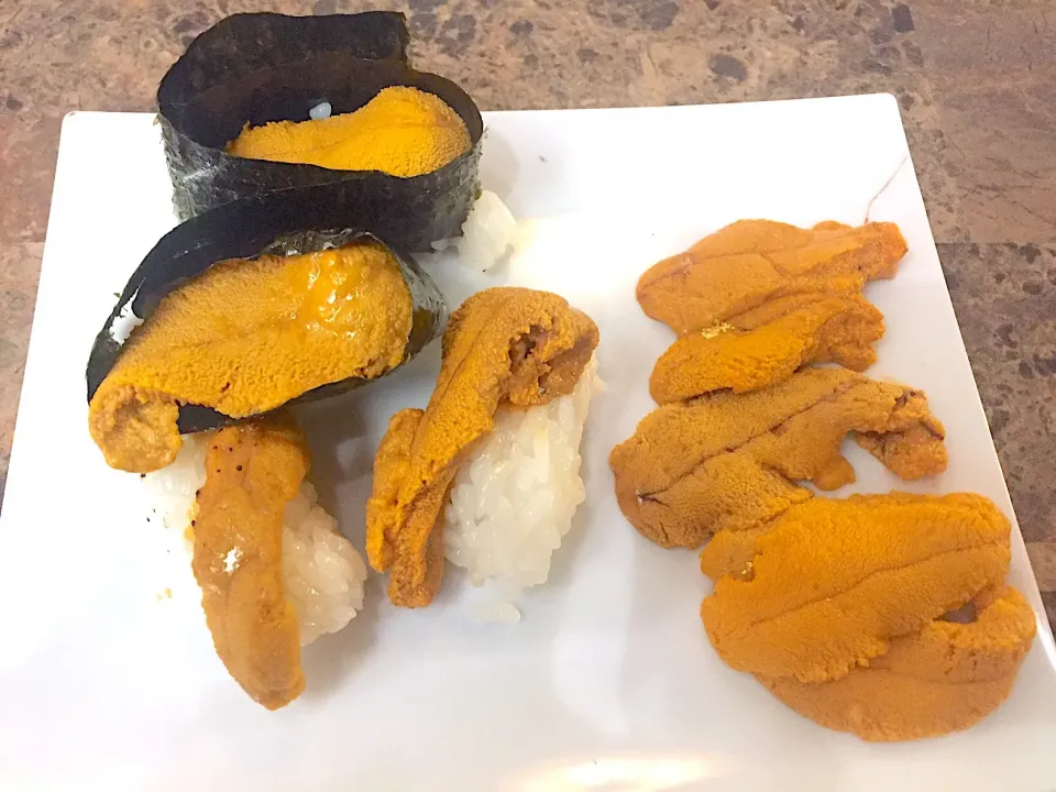 Uni 🍣 sushi 😋😋😋|Hong Mi(hiromi )さん