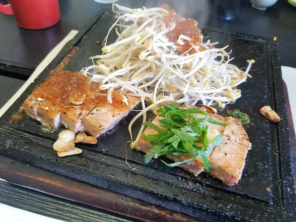 まぐろステーキ　醤油　カボス|まりなさん