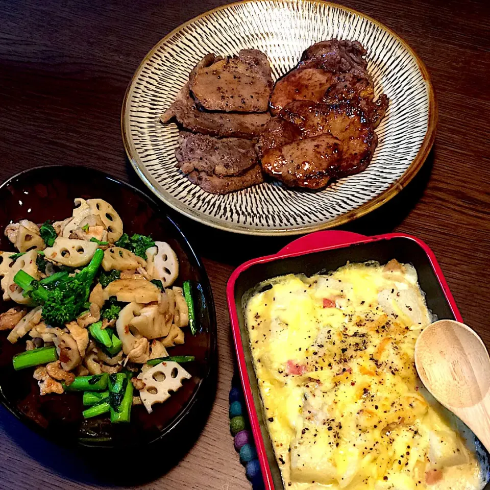 長芋とベーコンのグラタン
厚切り牛タン
菜の花と豚肉の生姜醤油焼き|モスグリーンさん