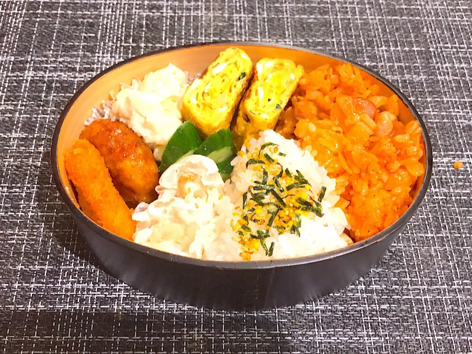 チキンライスとのり玉二色弁当|とみぃさん