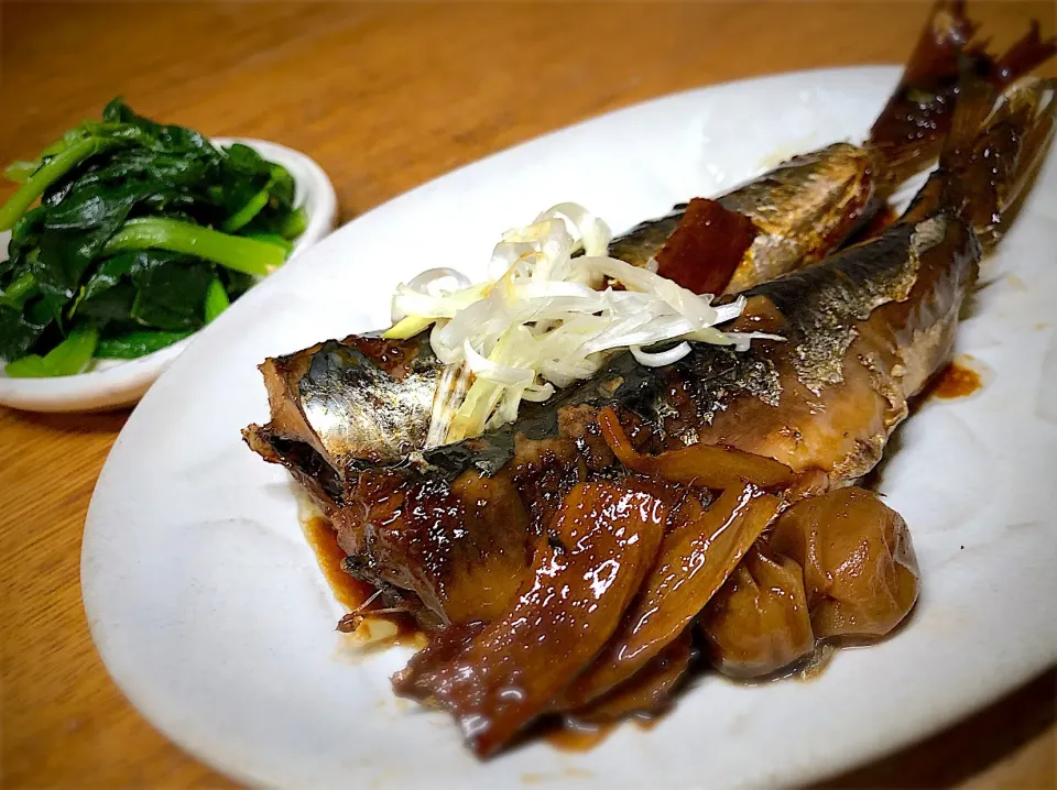 鰯の圧力鍋で柔らか煮〜自家製梅干しでさっぱりと|まのちゃんさん